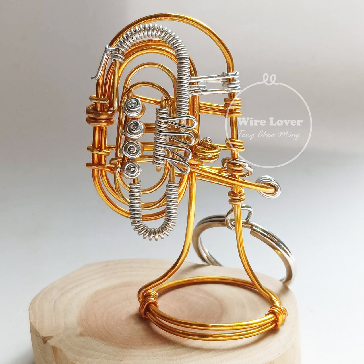 Teng Wire Art 原創手作鋁線轉閥F調低音號掛飾｜職人手作樂器紀念品